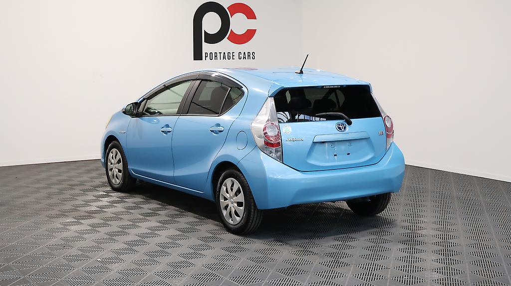 2013 Toyota Aqua S Model, Push Start, Bluetooth image 343447