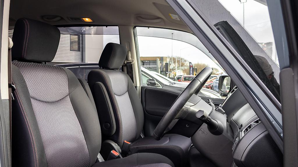 2013 Nissan Serena Hybrid Highwaystar S Hybrid V Selection image 342529