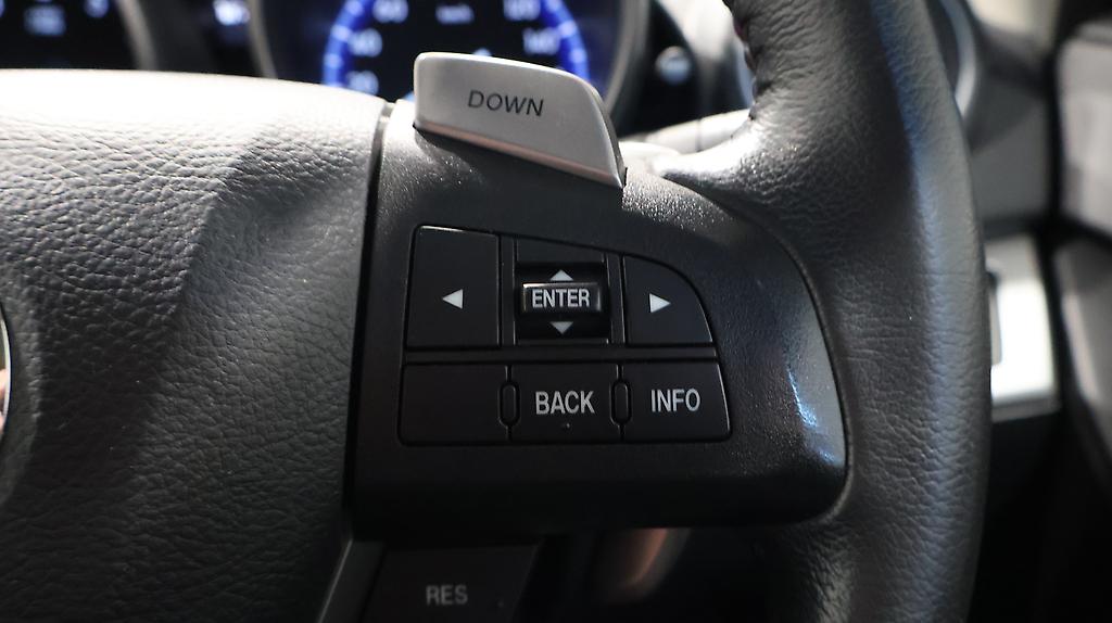 2012 Mazda Axela Sports 20S Skyactiv image 345007