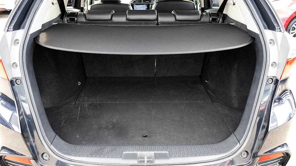 2019 Honda Shuttle Hybrid Z Half leather trim image 342290