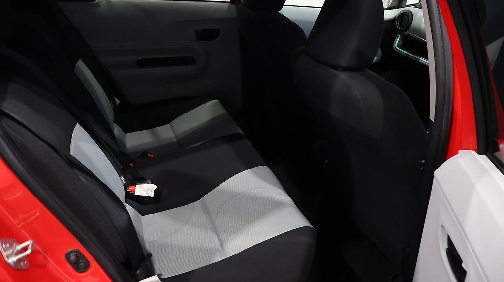 2012 Toyota Aqua S Model, Push Start image 343536