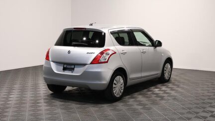 2014 Suzuki Swift XG Model image 344581