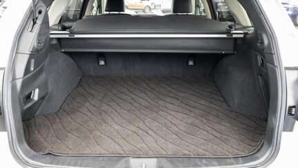 2015 Subaru Outback Limited AWD Leather package image 341605