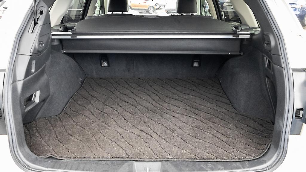 2015 Subaru Outback Limited AWD Leather package image 341605