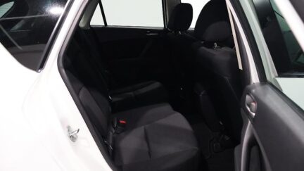 2012 Mazda Axela Sports 15S Super Low KMs image 340689