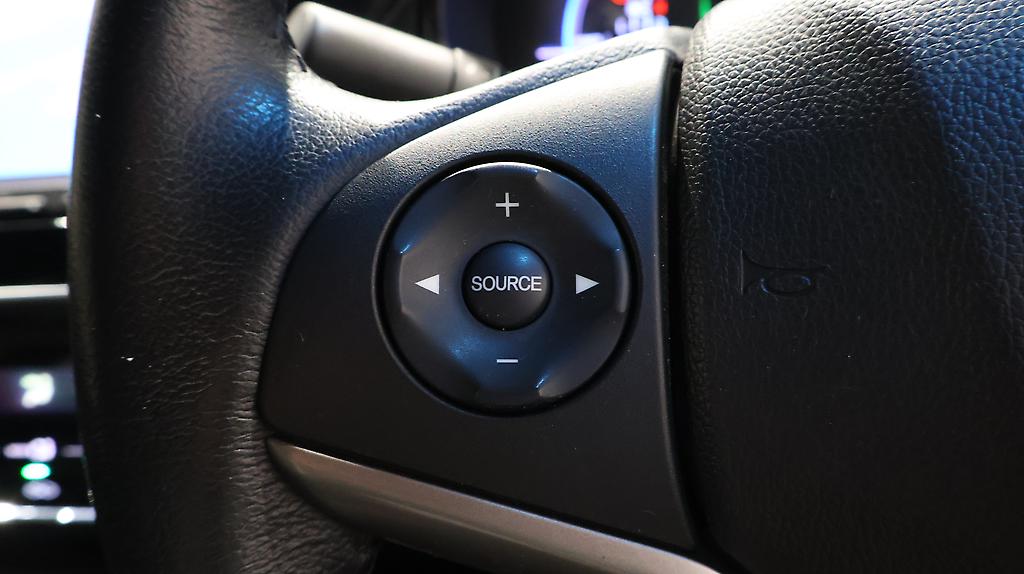 2014 Honda Grace Hybrid L X image 345831