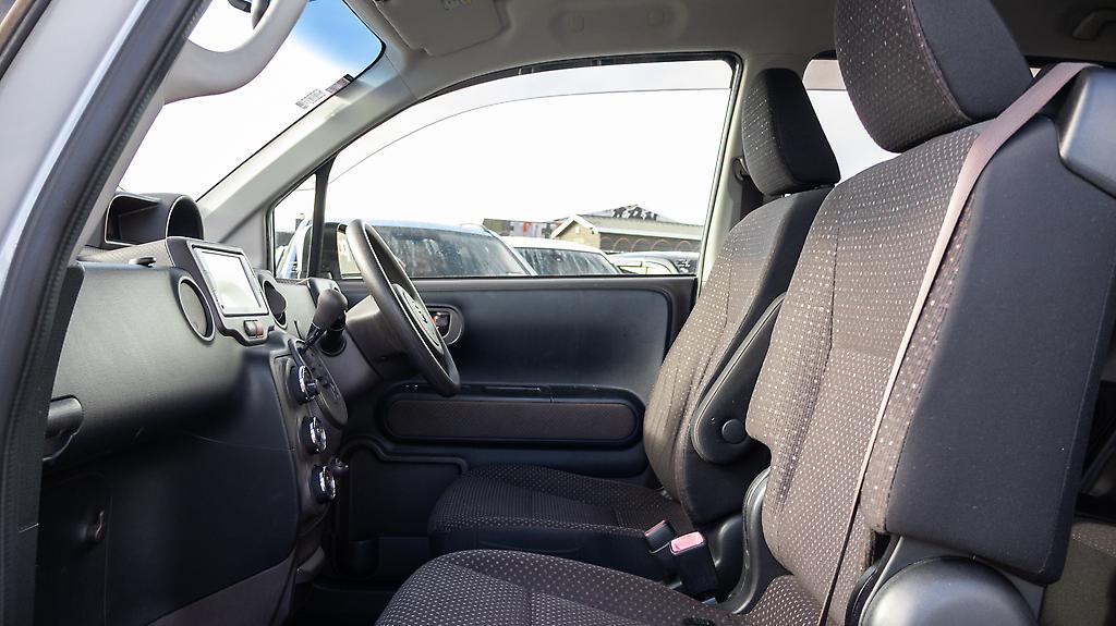 2013 Toyota Spade F model, push start image 342324