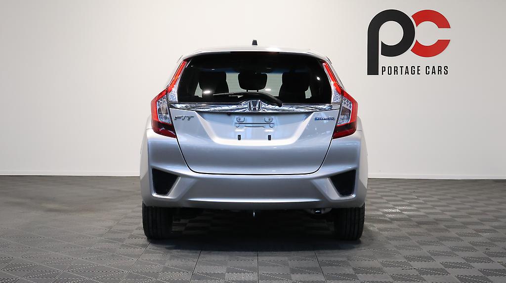 2014 Honda Fit Hybrid L Package image 341864