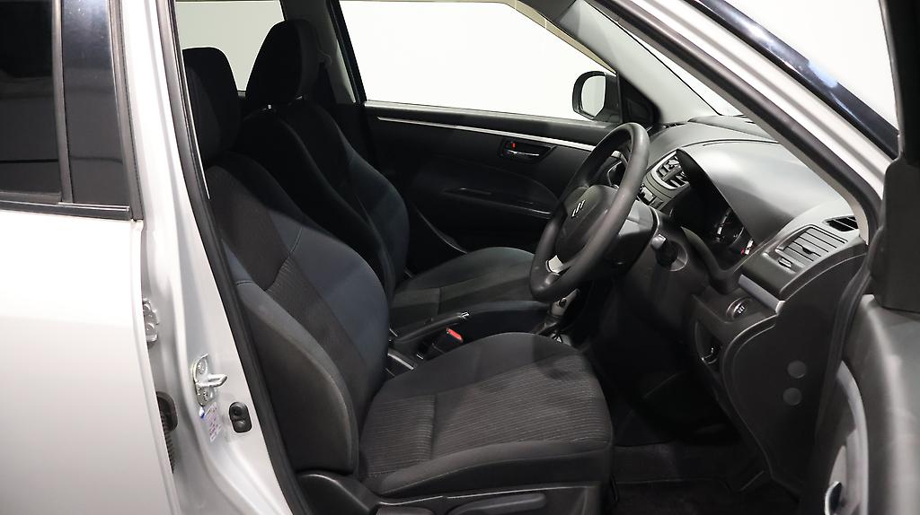 2014 Suzuki Swift XG Model image 344587