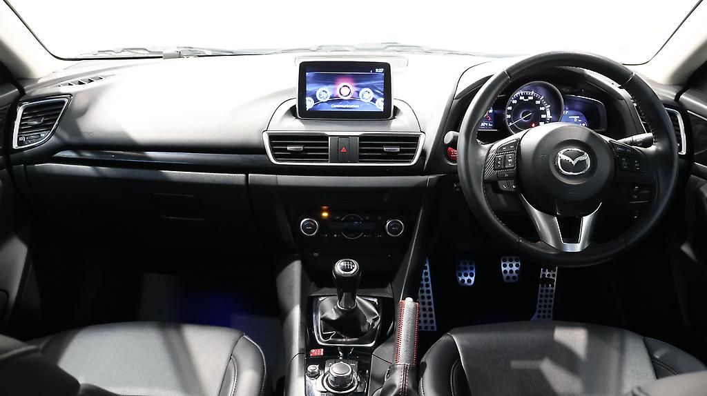 2016 Mazda Axela Sports 15S – 6sp Manual image 340804
