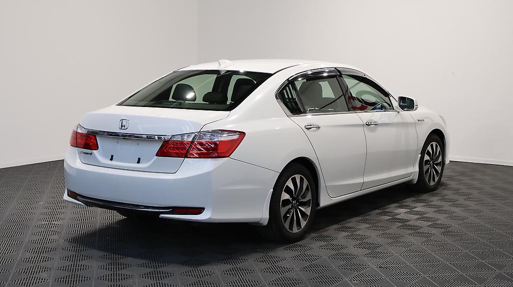 2013 Honda Accord Hybrid LX Leather Package image 340841