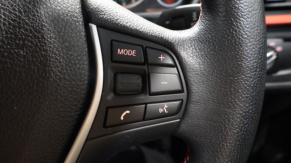 2012 BMW 3 Series Sport image 344093