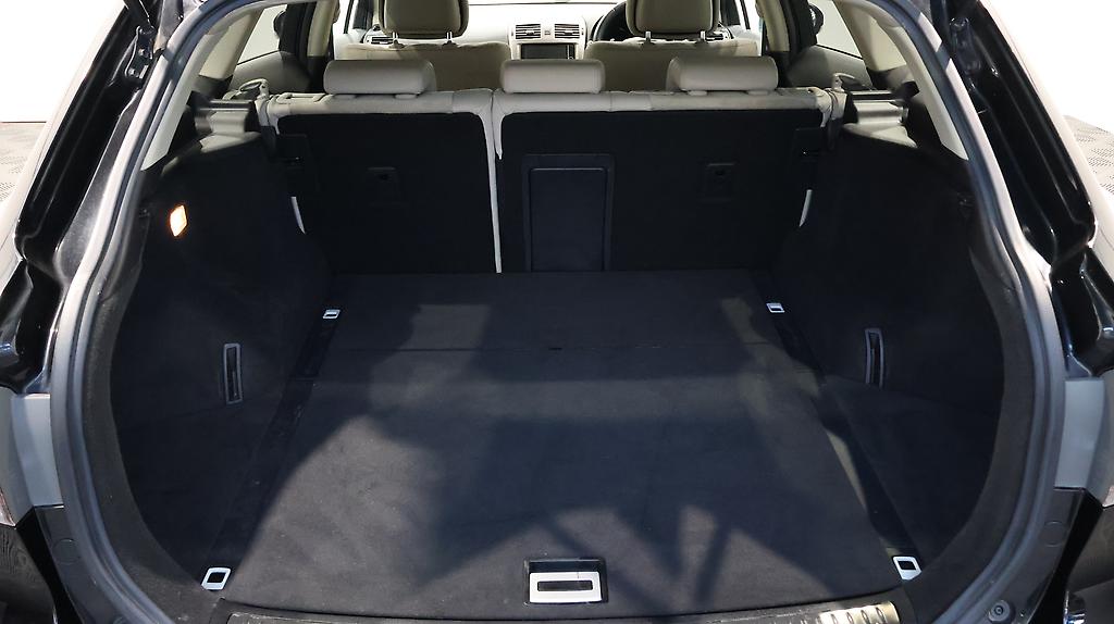 2012 Toyota Avensis Wagon Li image 341086