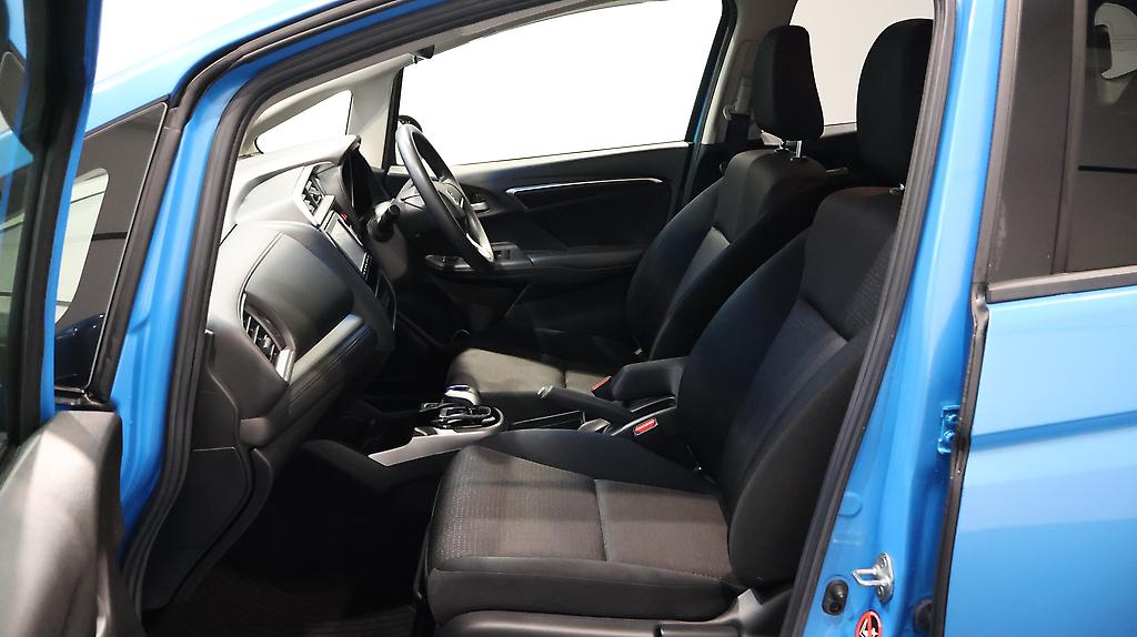 2013 Honda Fit F-Package Hybrid image 344147