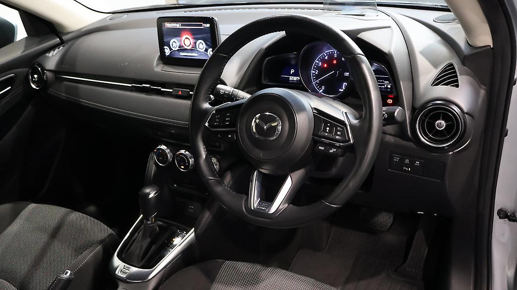2016 Mazda Demio 13S Touring image 343030