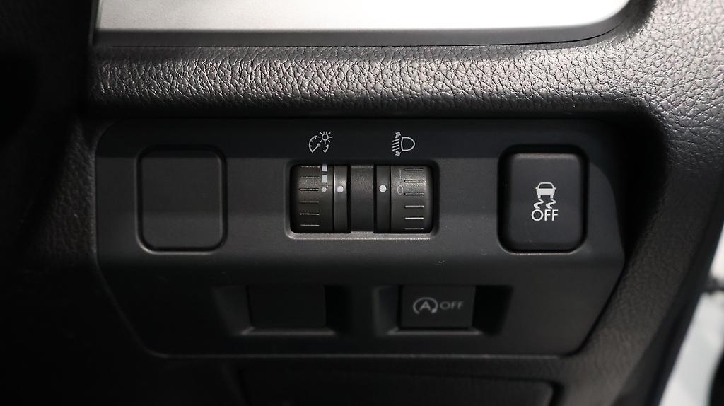 2012 Subaru Impreza Sport 1.6i-L image 342391