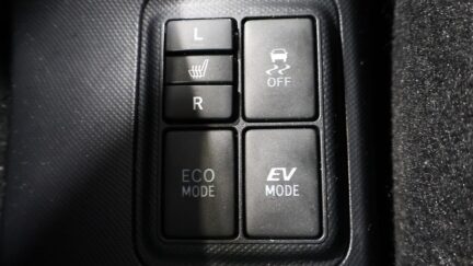 2015 Toyota Aqua S Model + Push Button Start image 342686