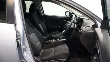 2016 Mazda Demio 13S Touring image 343028