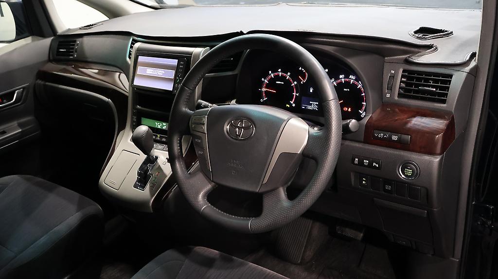 2012 Toyota Vellfire 2.4Z image 343779