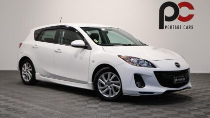 2012 Mazda Axela Sports 15S Super Low KMs image 340680