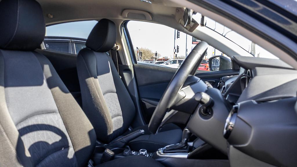 2015 Mazda Demio 13S 6AT Push start image 345677