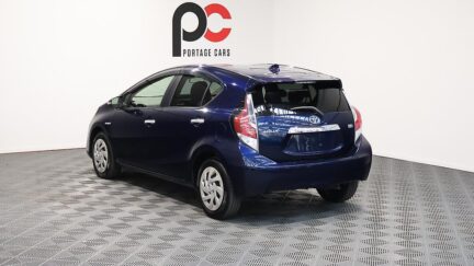 2016 Toyota Aqua Push Button + Reverse Camera image 343184