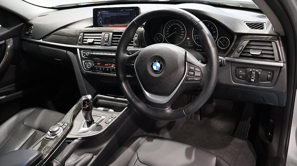 2013 BMW 320i 320i Luxury image 344484