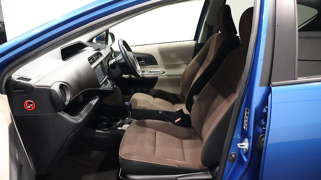 2012 Toyota Aqua G Model + Push Start image 342187
