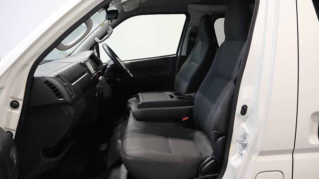 2021 Toyota Hiace Super Low KMS image 345239