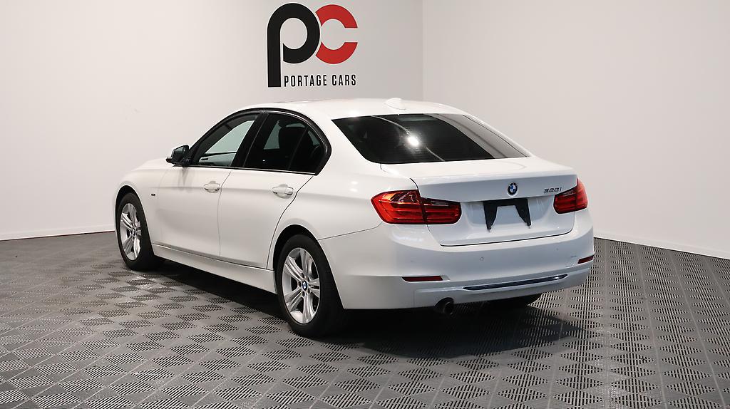 2012 BMW 3 Series Sport image 341433