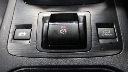 2015 Subaru Outback Limited AWD Leather package image 344178