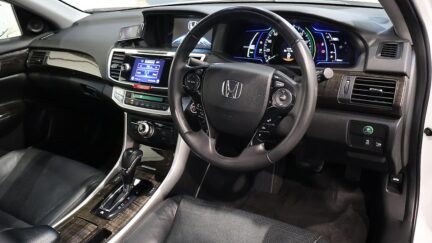 2013 Honda Accord Hybrid LX Leather Package image 340849