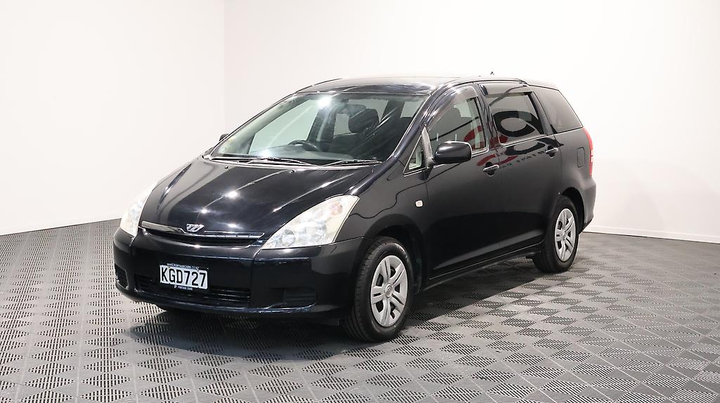 2005 Toyota Wish image 343748
