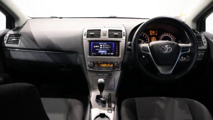 2012 Toyota Avensis Xi Reverse Camera + Push Button Start image 344265
