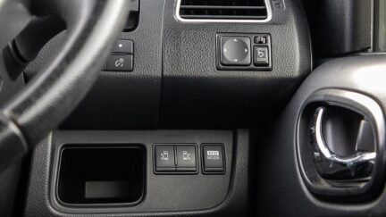 2013 Nissan Serena Hybrid Highwaystar S Hybrid V Selection image 342534