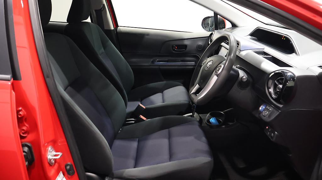 2016 Toyota Aqua S Model Push Start image 341350