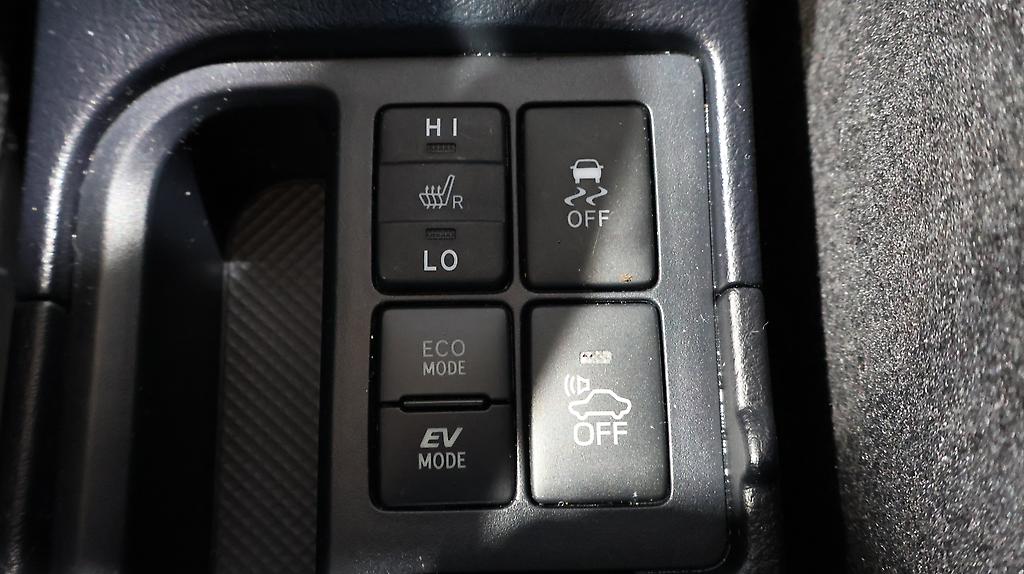 2017 Toyota Vitz Hybrid Jewela image 341746