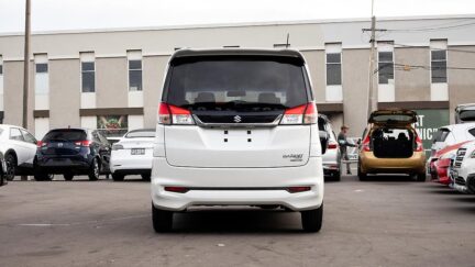 2015 Suzuki Solio Push Start , Dual power slide door image 345926