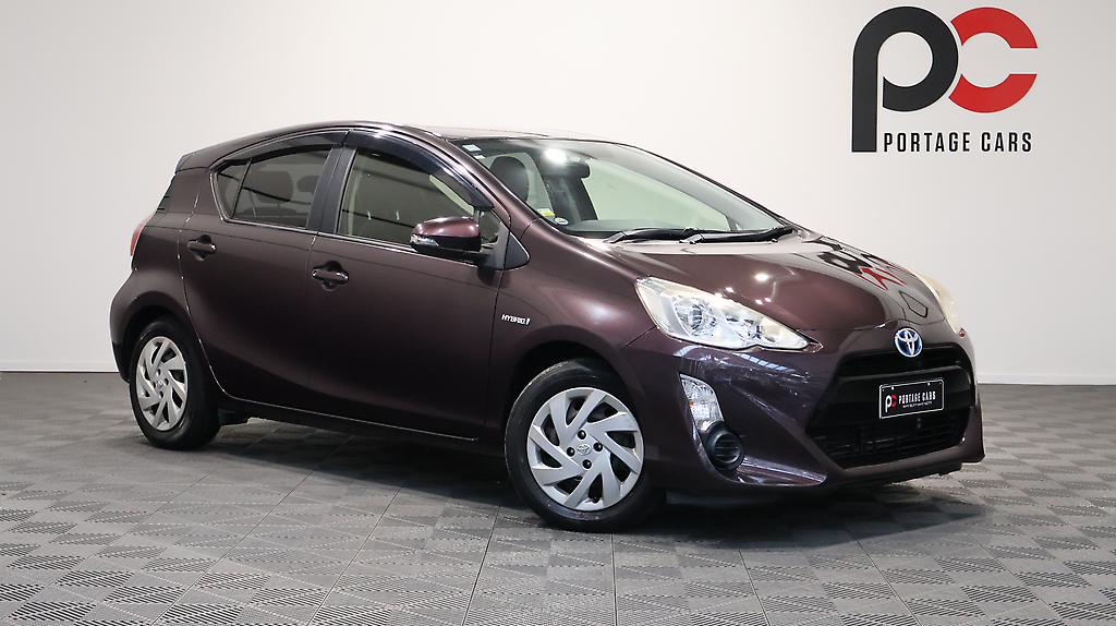 2015 Toyota Aqua G Model + Reverse Camera image 344705