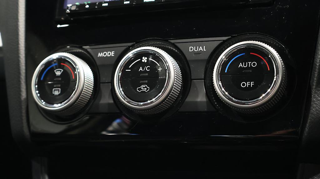 2015 Subaru Xv 2.0i-L Eyesight AWD image 341181