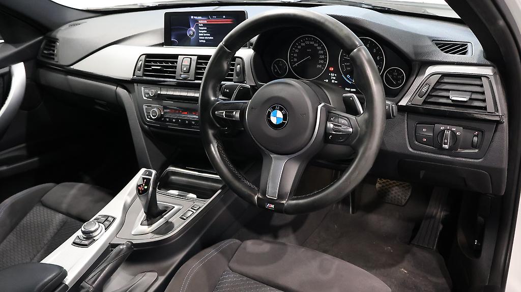 2013 Bmw 320i Touring M-Sports image 340759