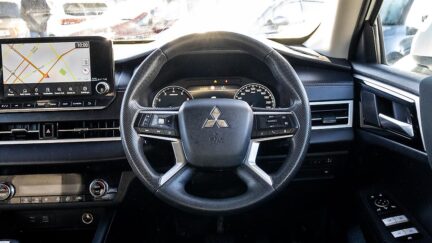 2022 Mitsubishi Outlander LS 2.5P/4WD/NZ NEW image 345739