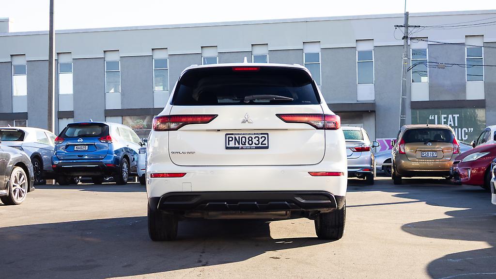 2022 Mitsubishi Outlander LS 2.5P/4WD/NZ NEW image 345728