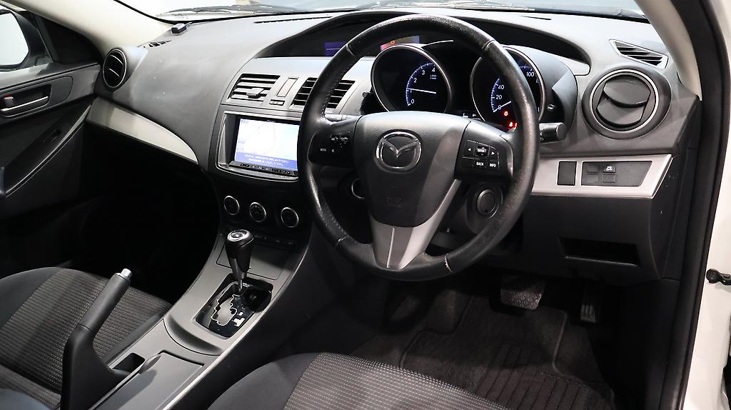 2013 Mazda Axela Sports 15S Sport Edition image 344332