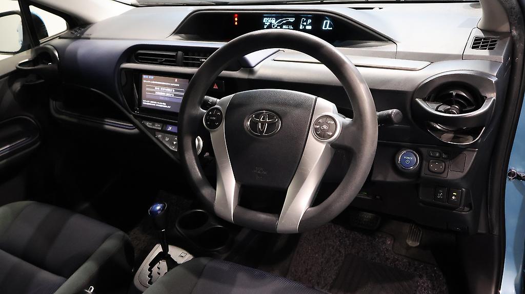 2015 Toyota Aqua S Model + Push Button Start image 342681
