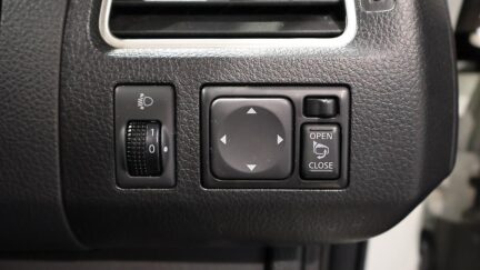 2013 Nissan Serena Highway Star S Hybrid image 341119
