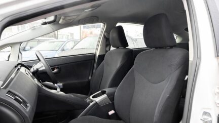 2013 Toyota Prius S Model / Push Start / Hybrid image 342307