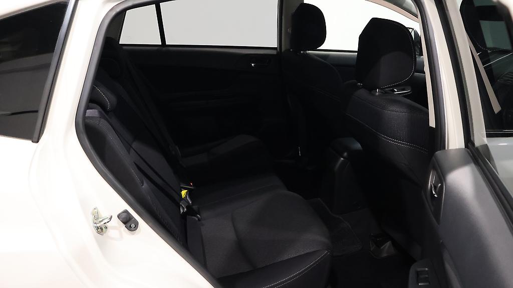 2014 Subaru Impreza Sport 1.6i-L image 341462
