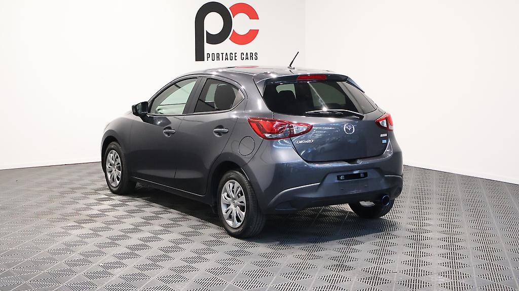 2014 Mazda Demio 13S + Steering Wheel Controls image 343427
