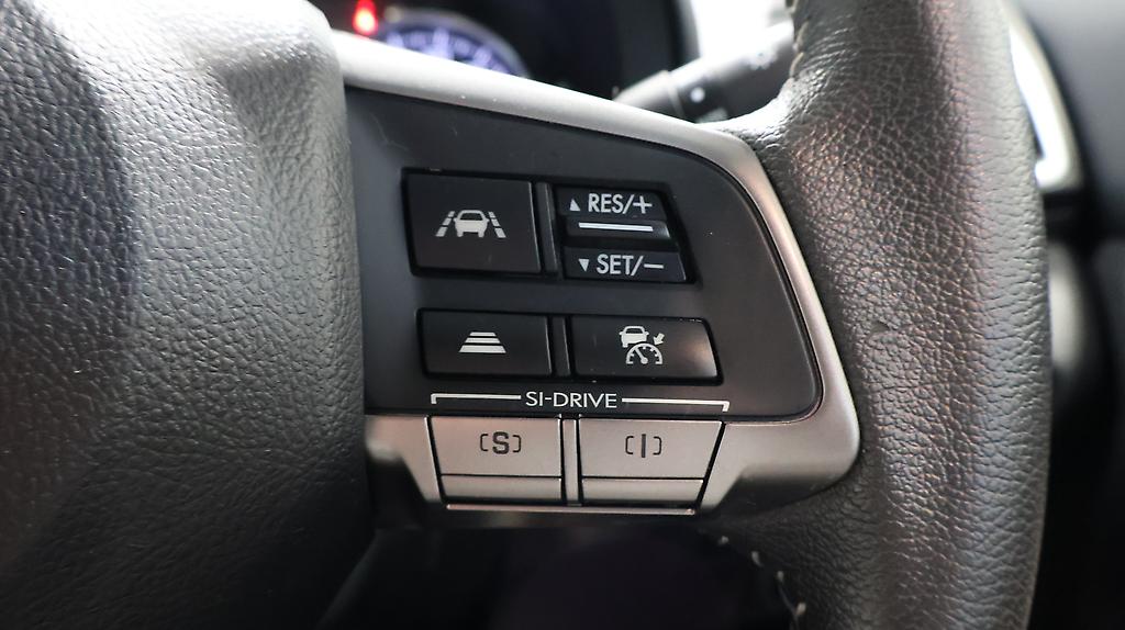 2015 Subaru Xv 2.0i-L Eyesight AWD image 341184